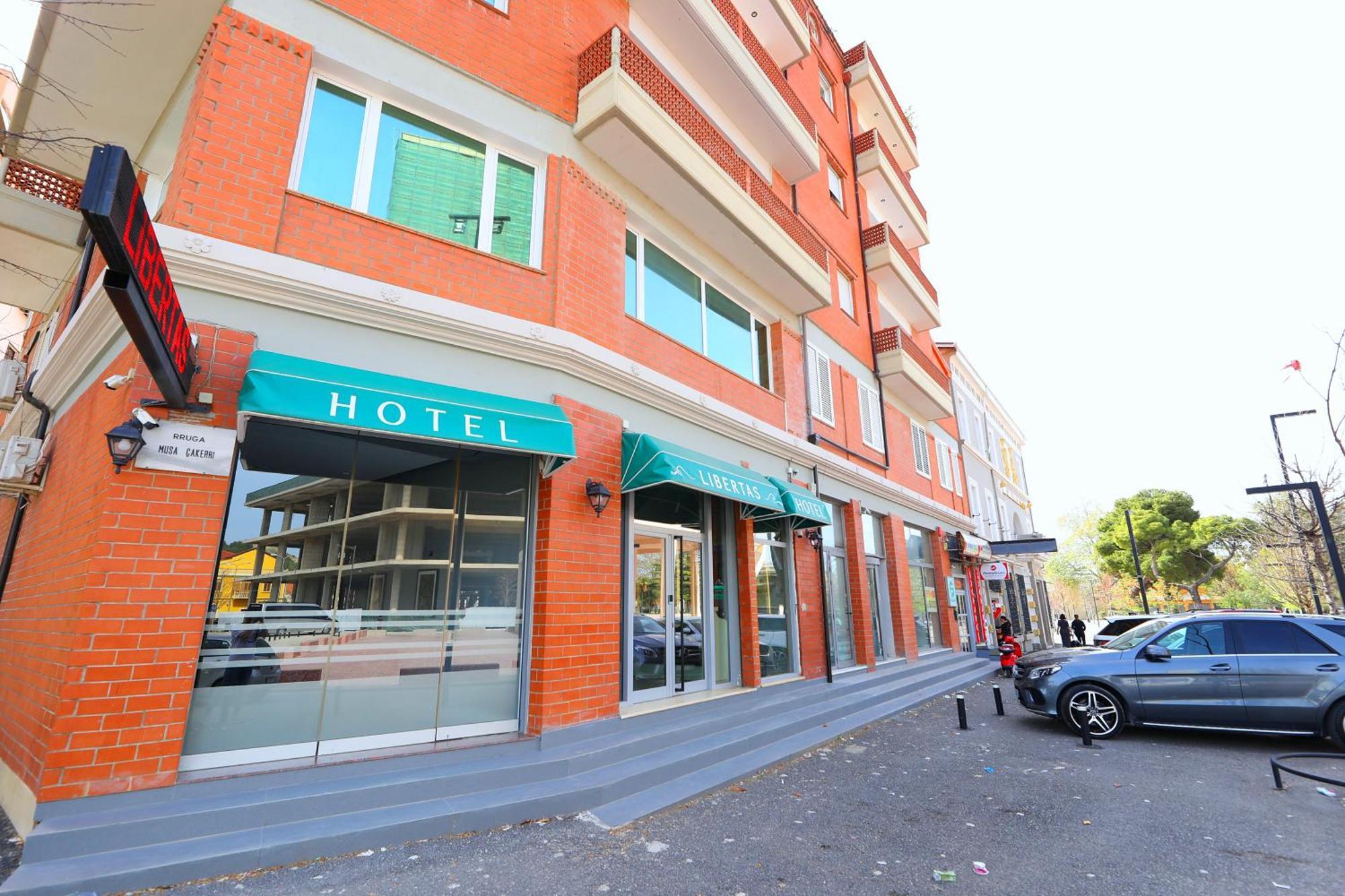 Hotel Libertas Vlorë Exterior foto